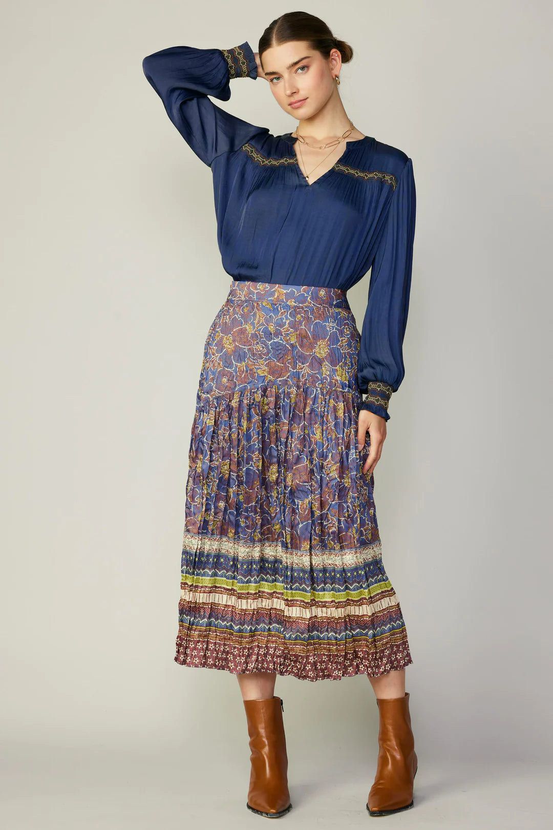 Border Print Dropped Waist Midi Skirt