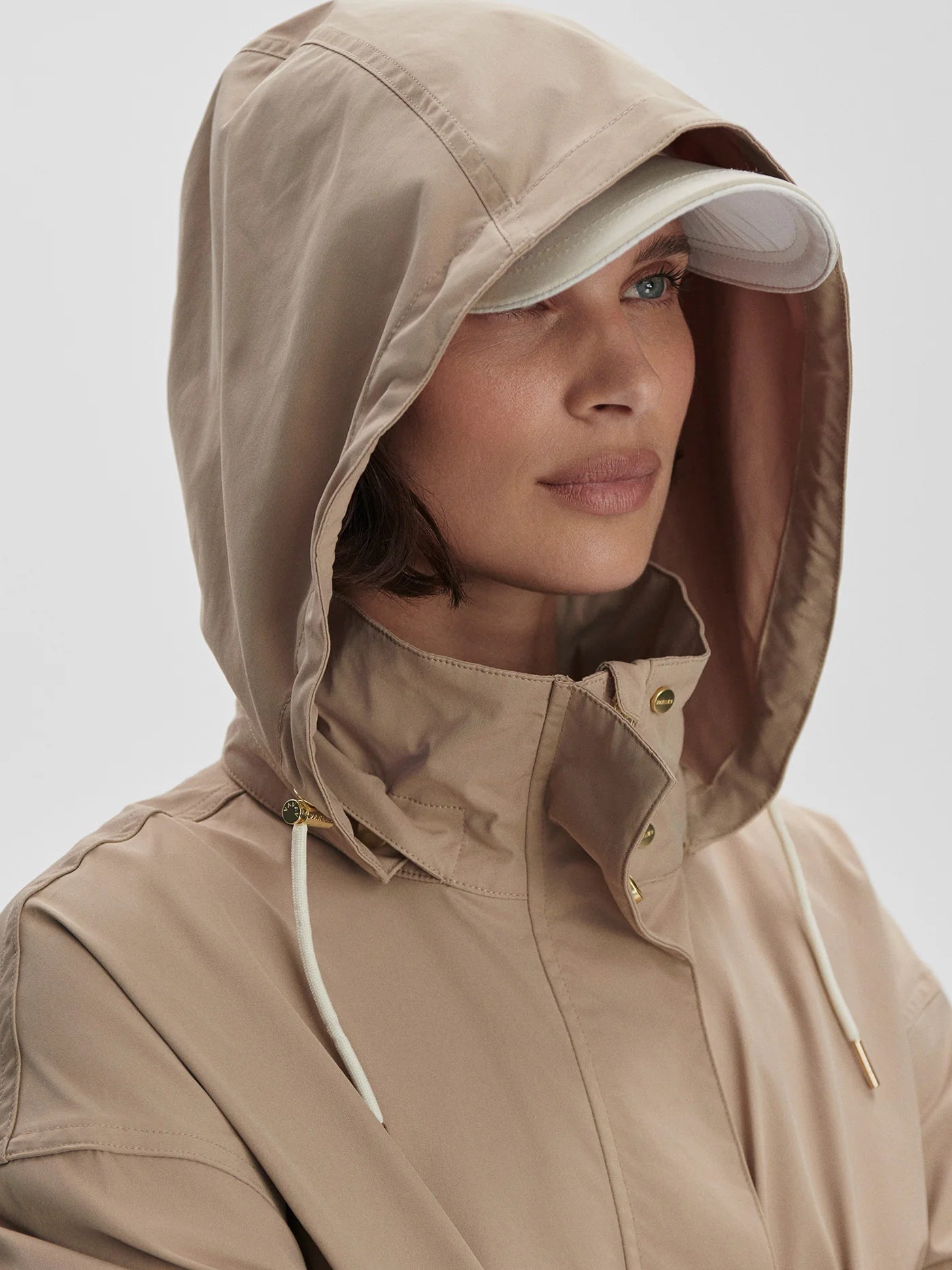 Varley Rema Short Rain Jacket-Light Taupe