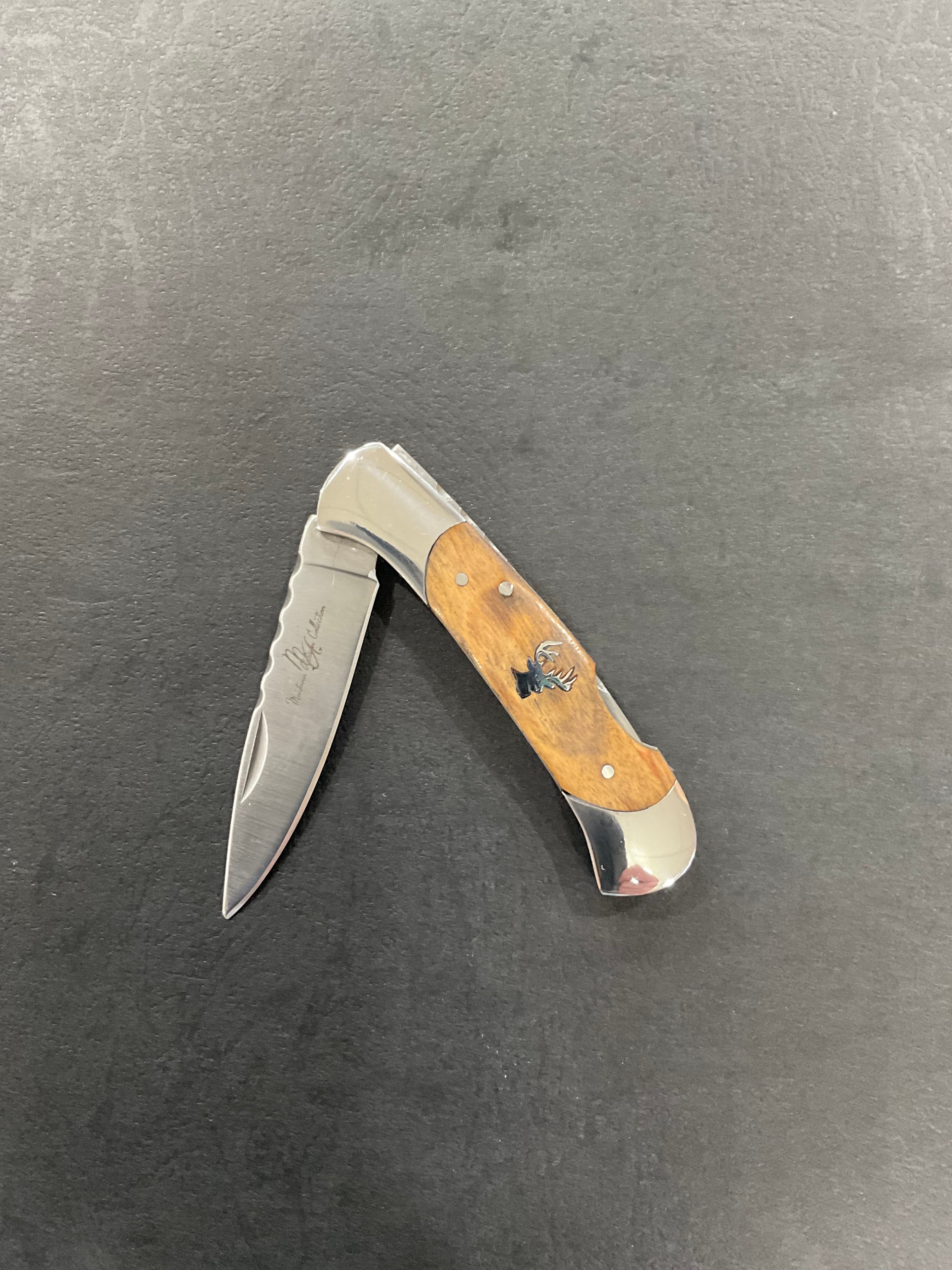 Hand Crafted Pocket Knife - Olive Buck