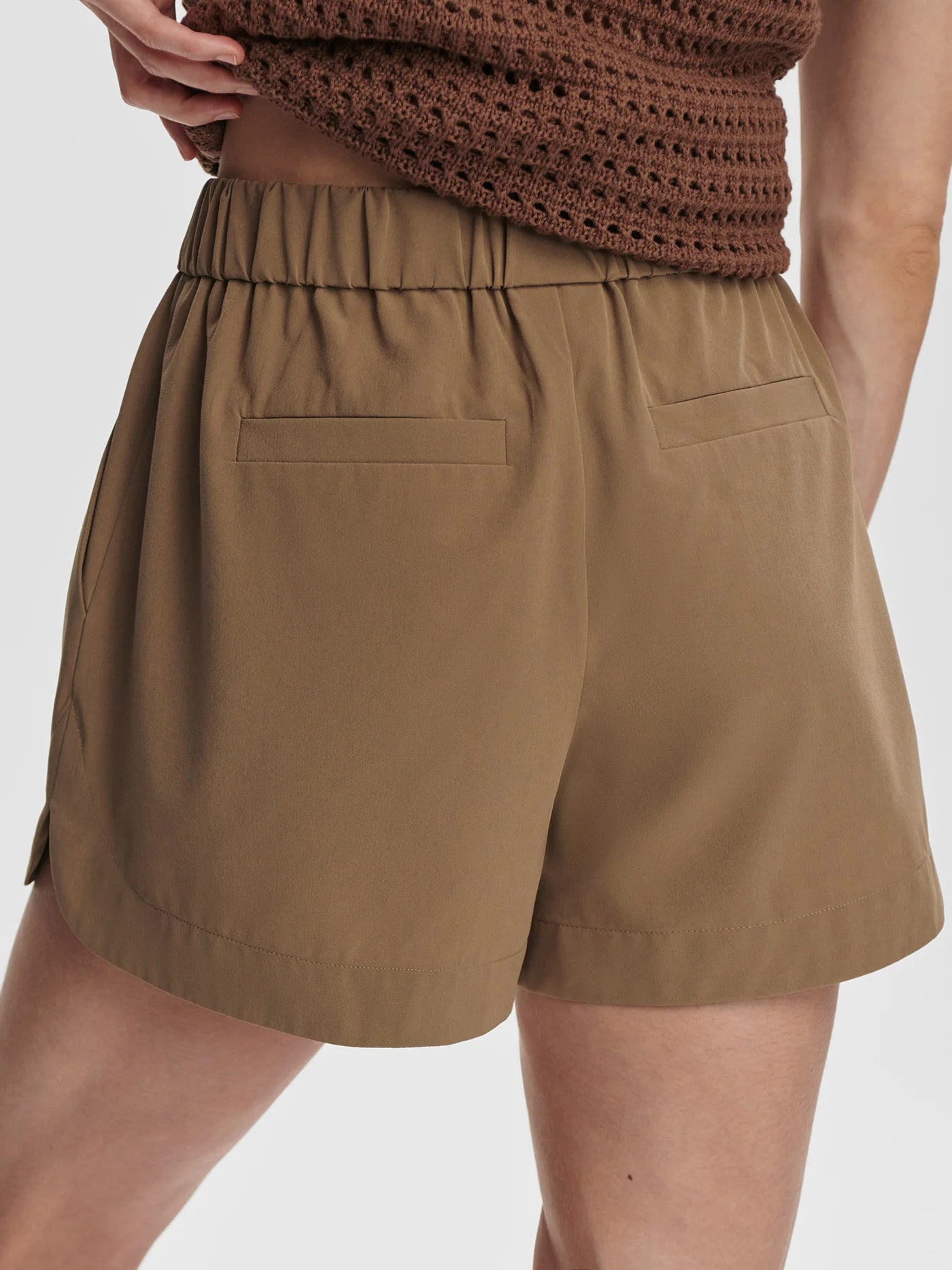 Varley-Nilla Mid Rise Short 3.5"-Taupe Stone