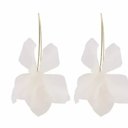 Air Bloom Earrings in White