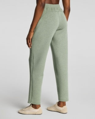Airessentials Slim Straight Pant - Sage Brush
