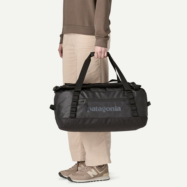 Black Hole Duffel 40L - Black w/Black
