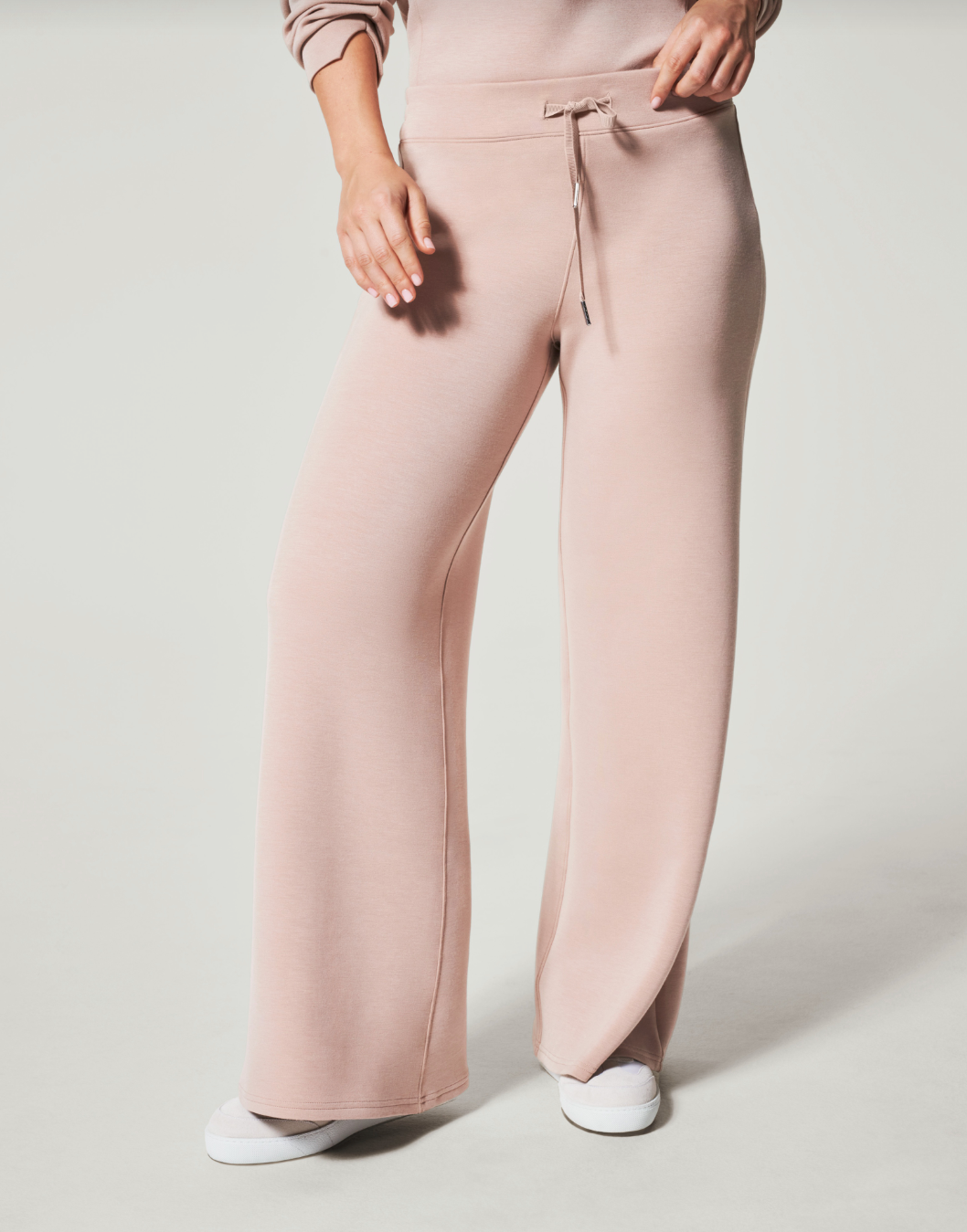 AirEssentials Wide Leg Pant-Lunar