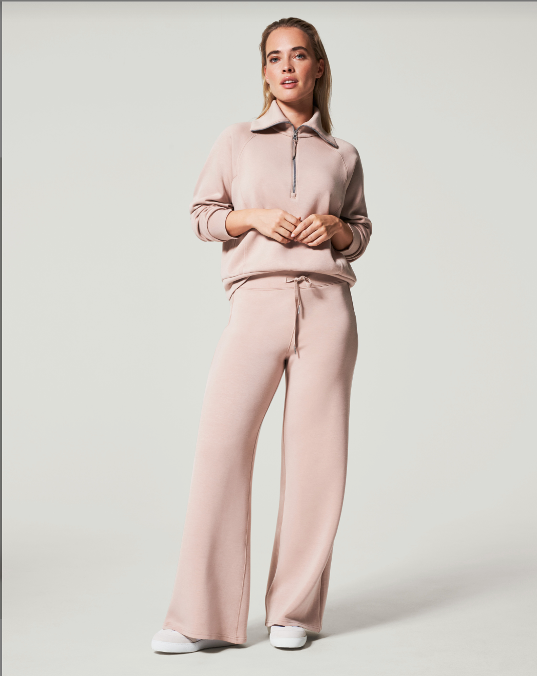 AirEssentials Wide Leg Pant-Lunar