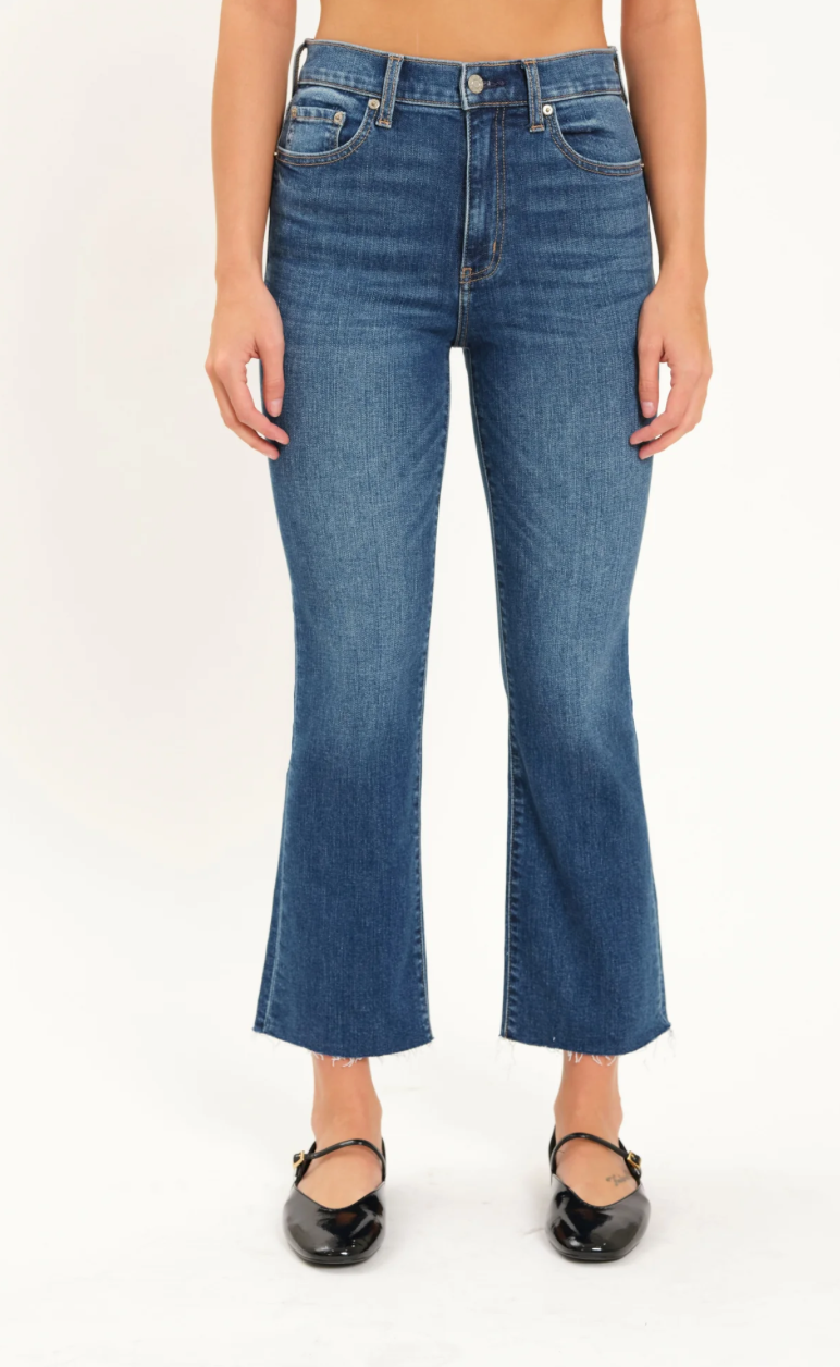 Shy Girl high Rise Crop Flare-Influencer