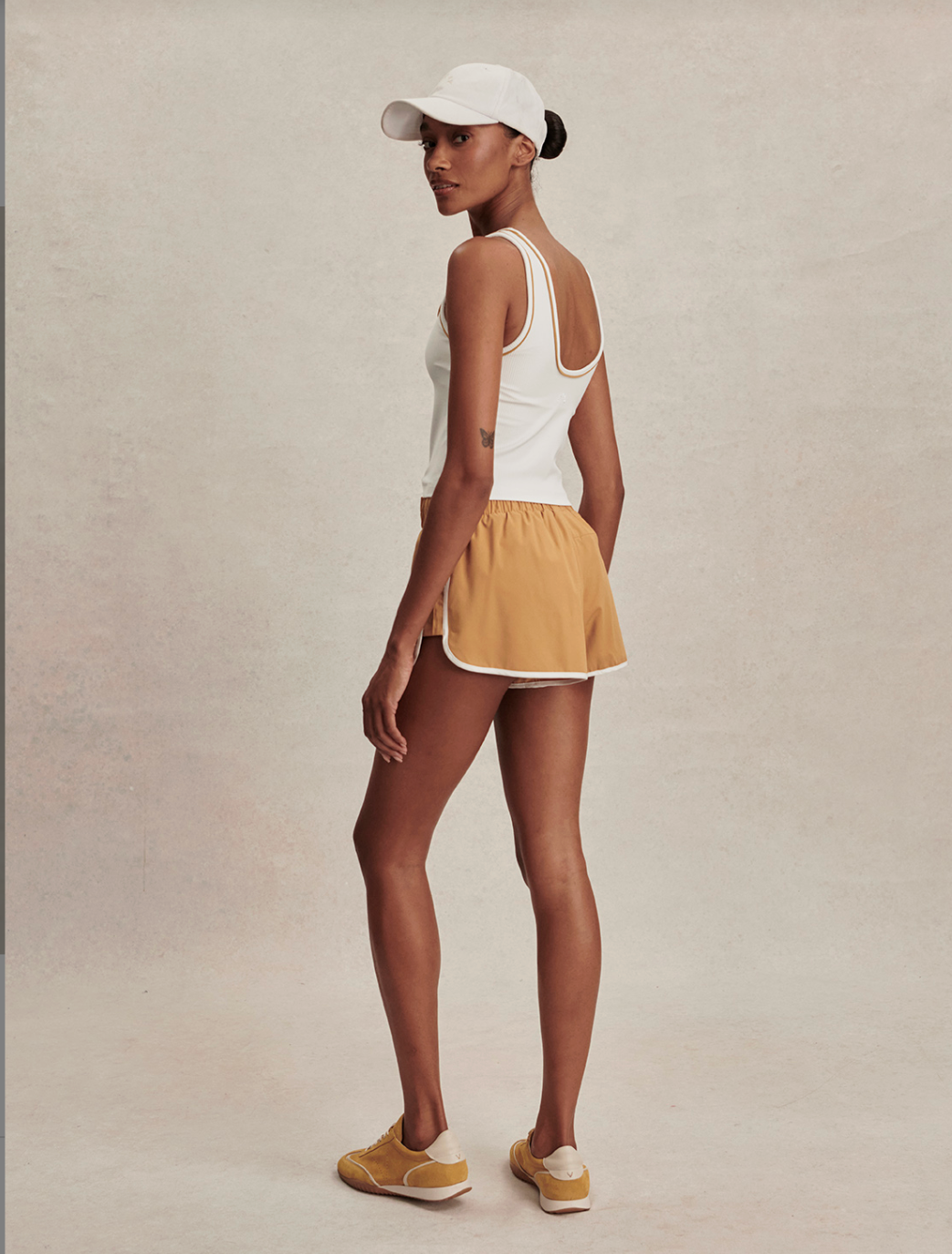 Barney Piped Tank-White/Apple cinnamon