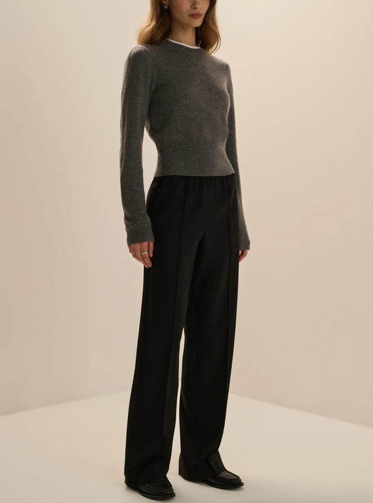 The Ease Pant-Black