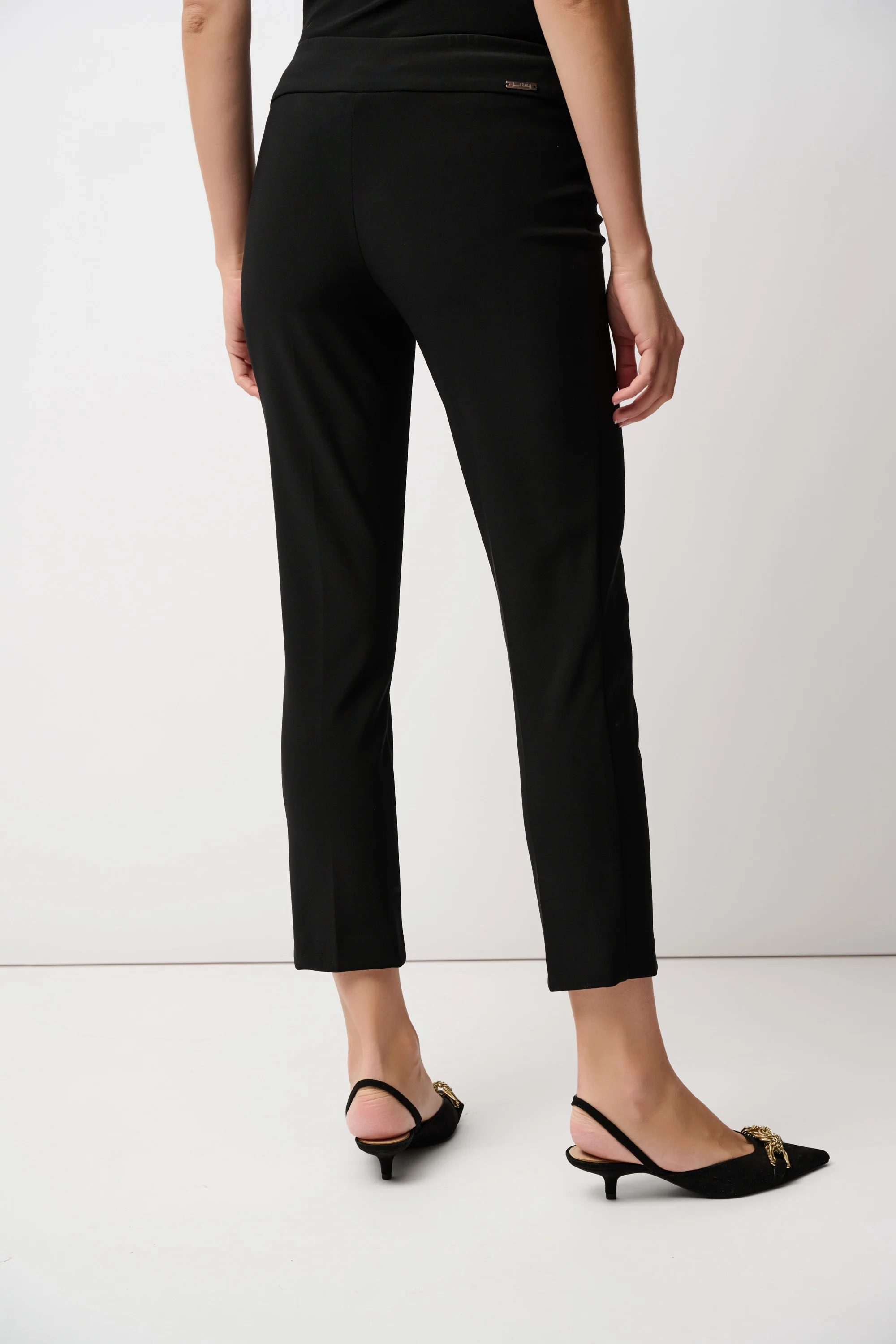 Classic Cropped Pant- Black