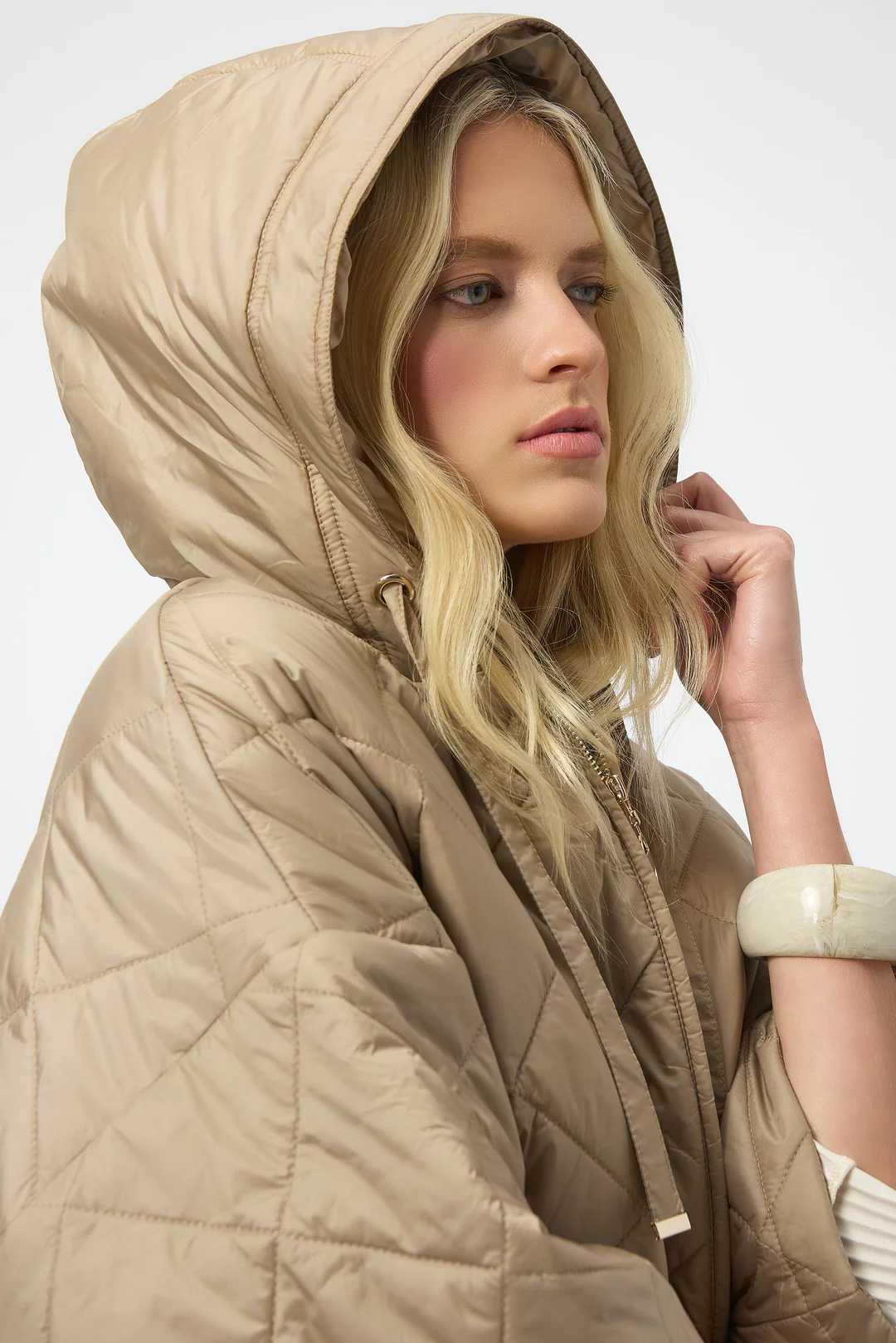 Diamond Quilt Hooded Jacket