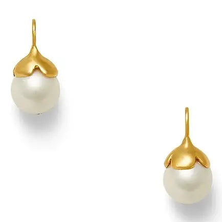 Sweet Pea Pearl Earrings