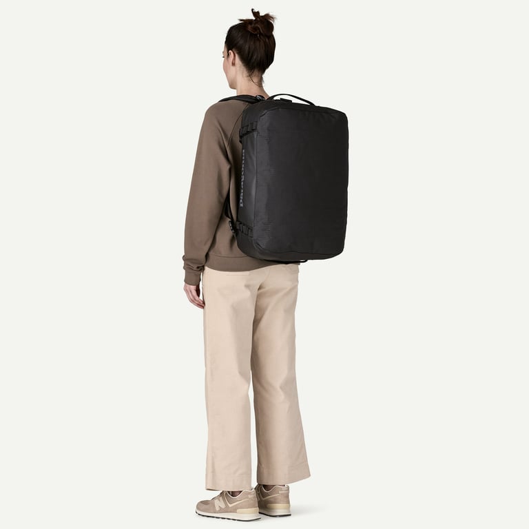 Black Hole Duffel 40L - Black w/Black