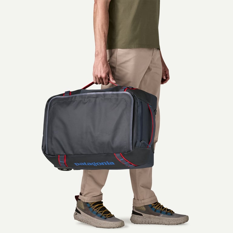 Black Hole Wheeled Duffel 40L - Smolder Blue w/Amanita Red