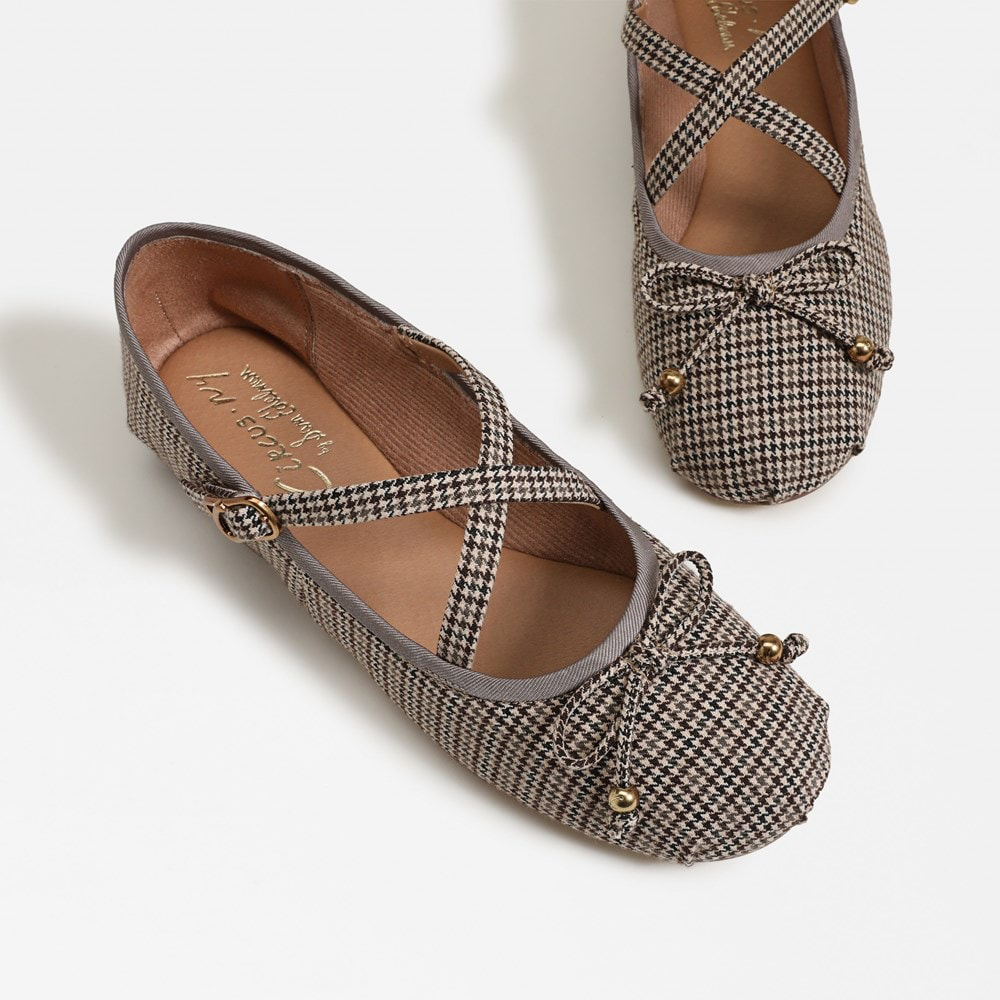 Zuri Strap Ballet Flat - Black Natural Multi