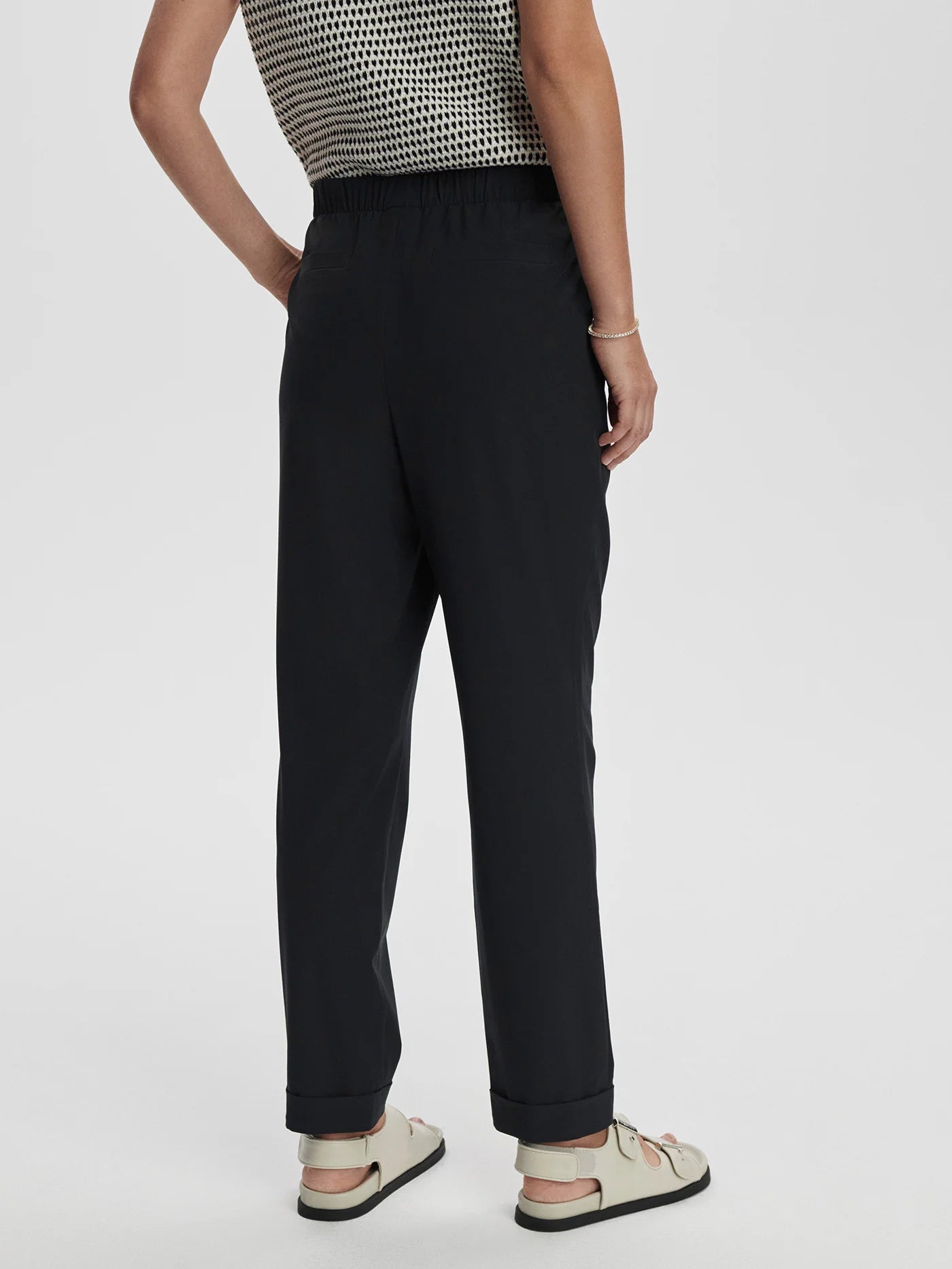 Varley Alana Slim Tapered Cuff Pant 27"-Black