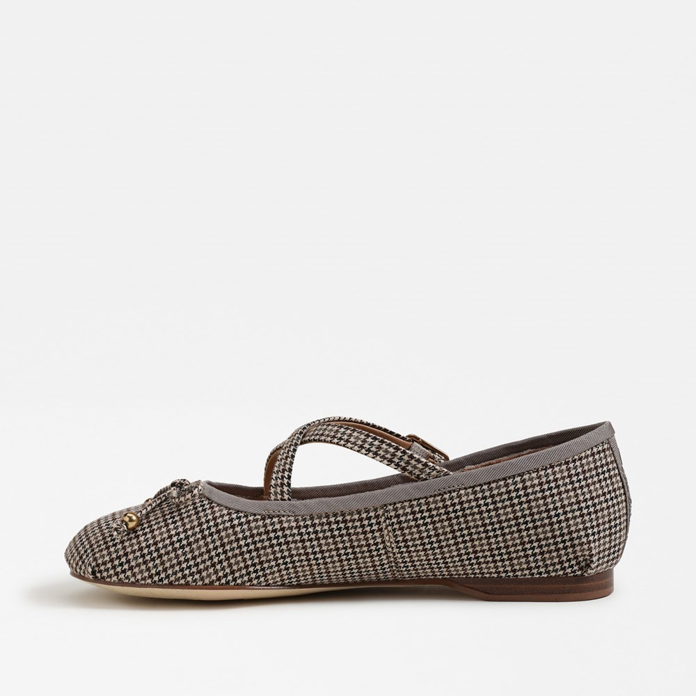 Zuri Strap Ballet Flat - Black Natural Multi