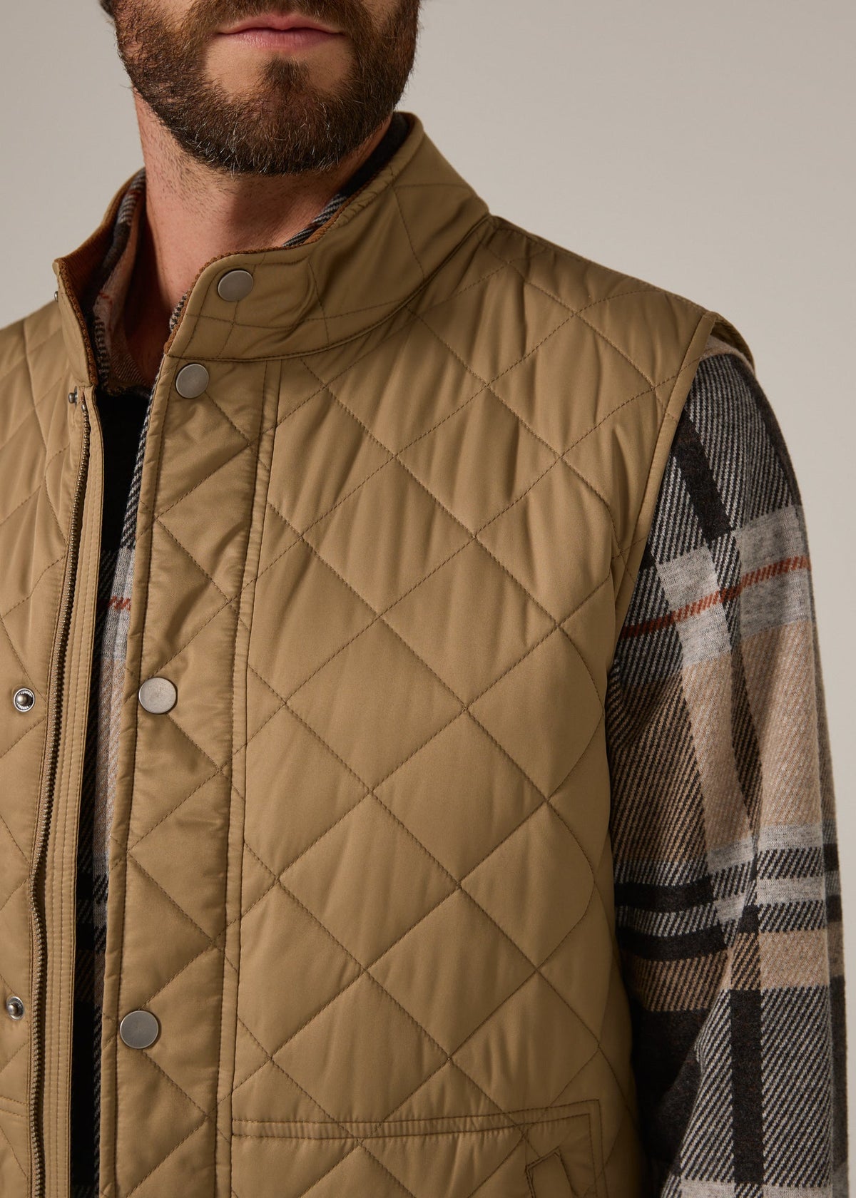 Crest Quilted Vest - Tan