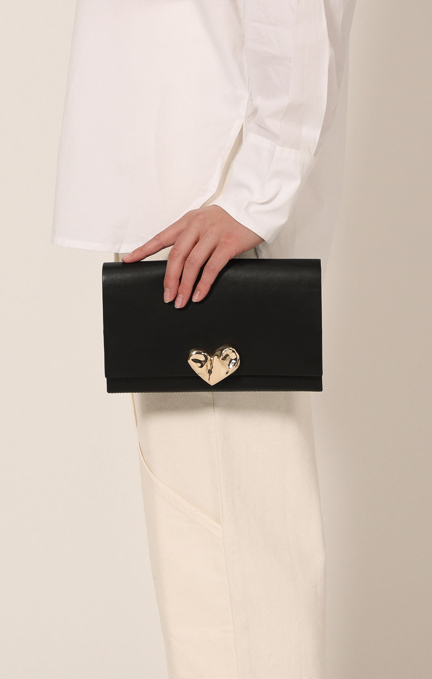 Coeur Wallet Clutch-Black