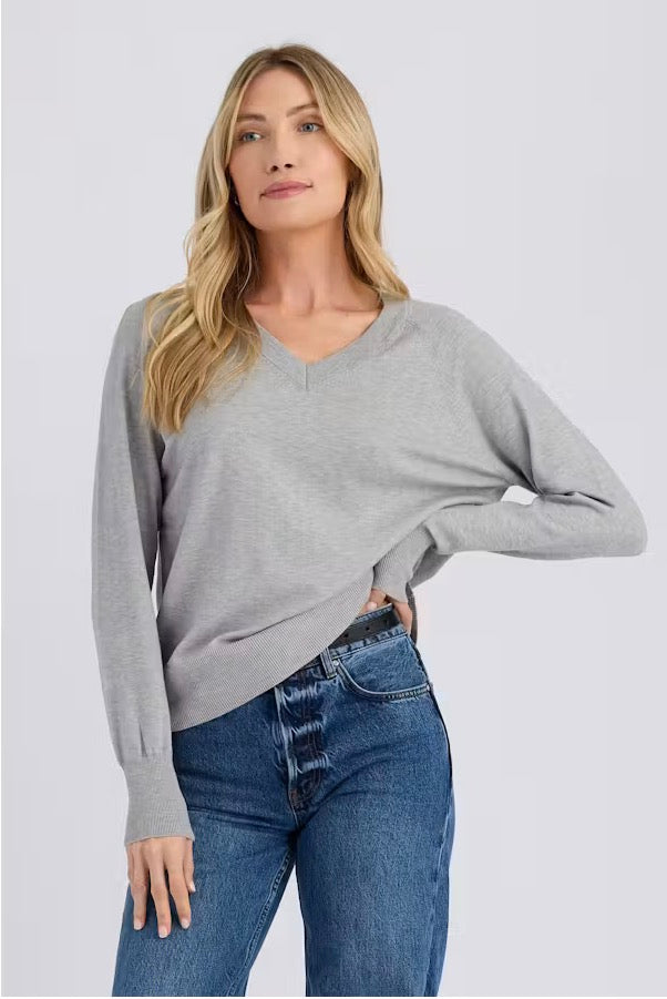Otis V Neck - Heather Grey