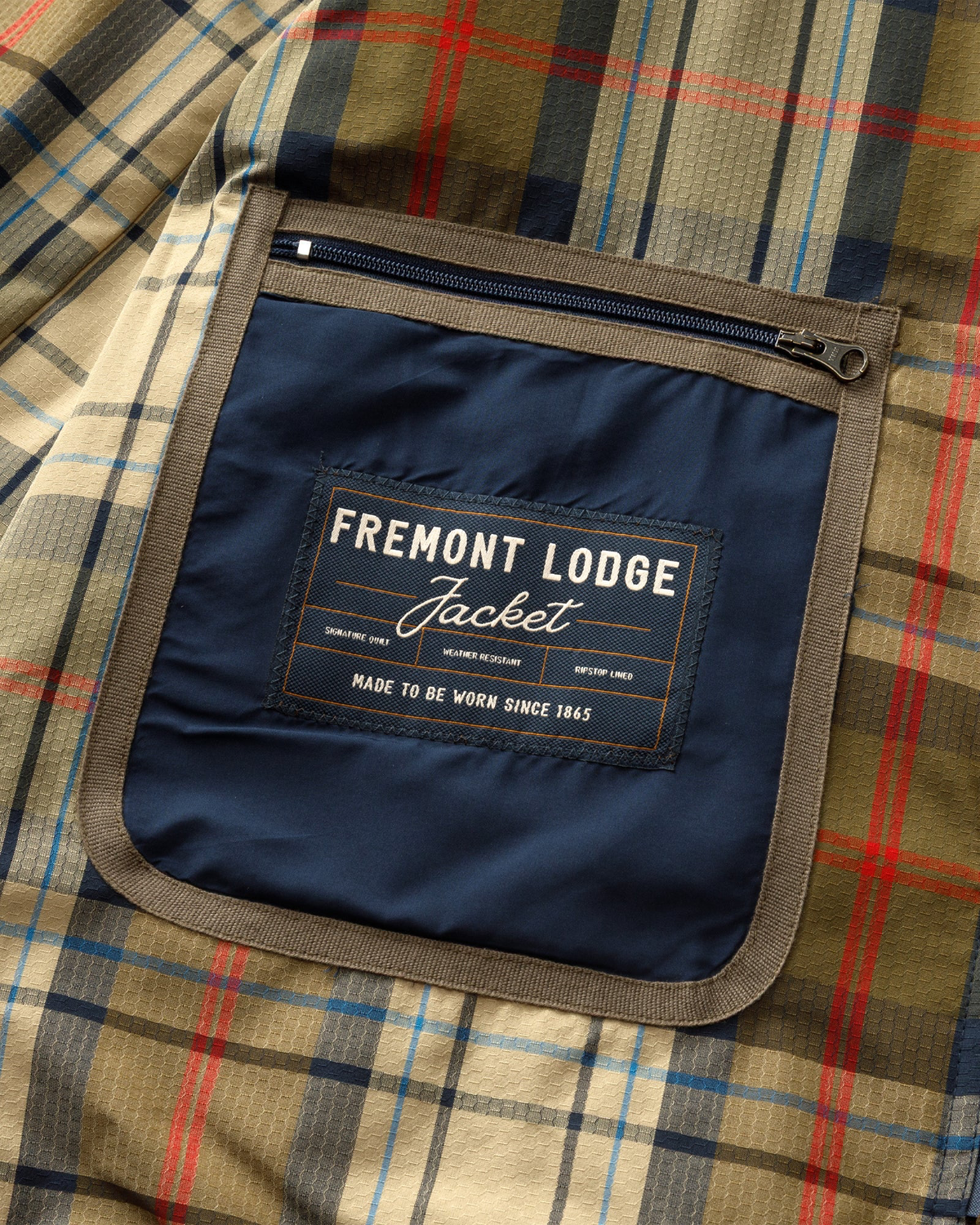 Fremont Lodge Quilted Jacket - Deep Navy