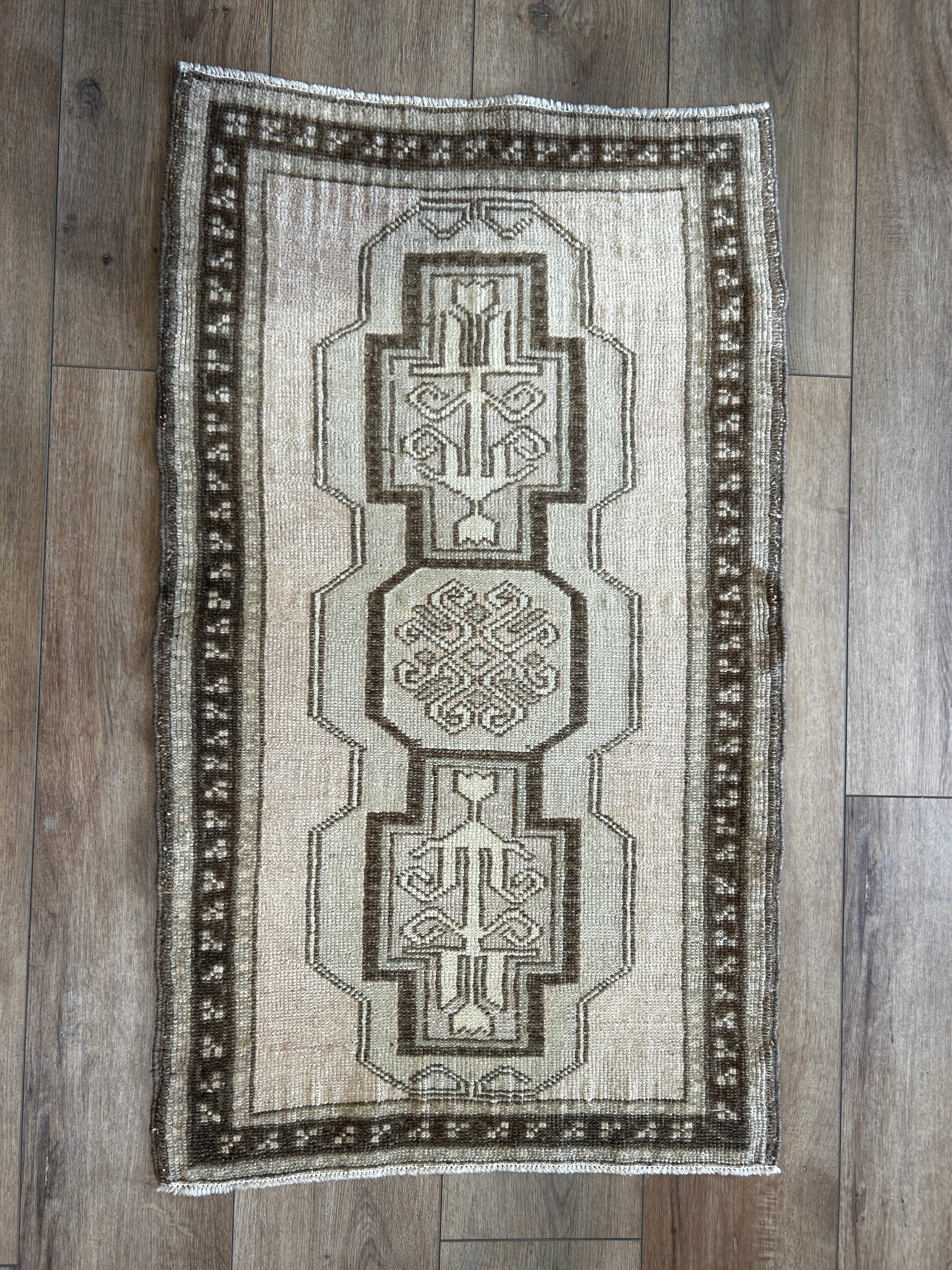 Oushak Medium Area Rug