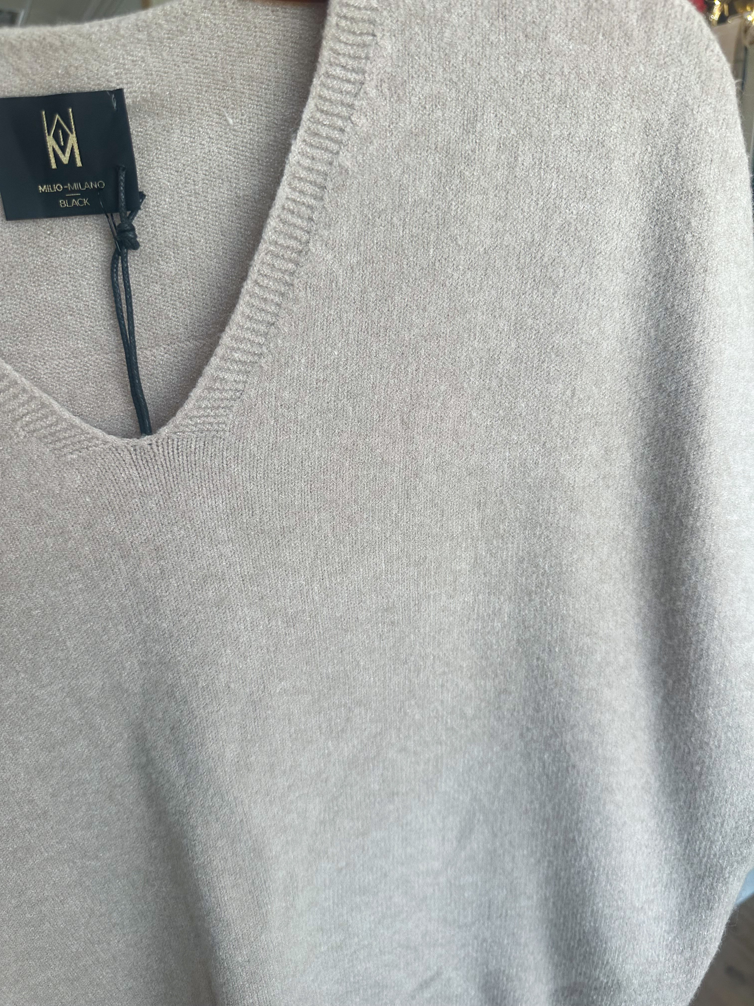 Earth Italian V neck S/S Sweater Knit Top