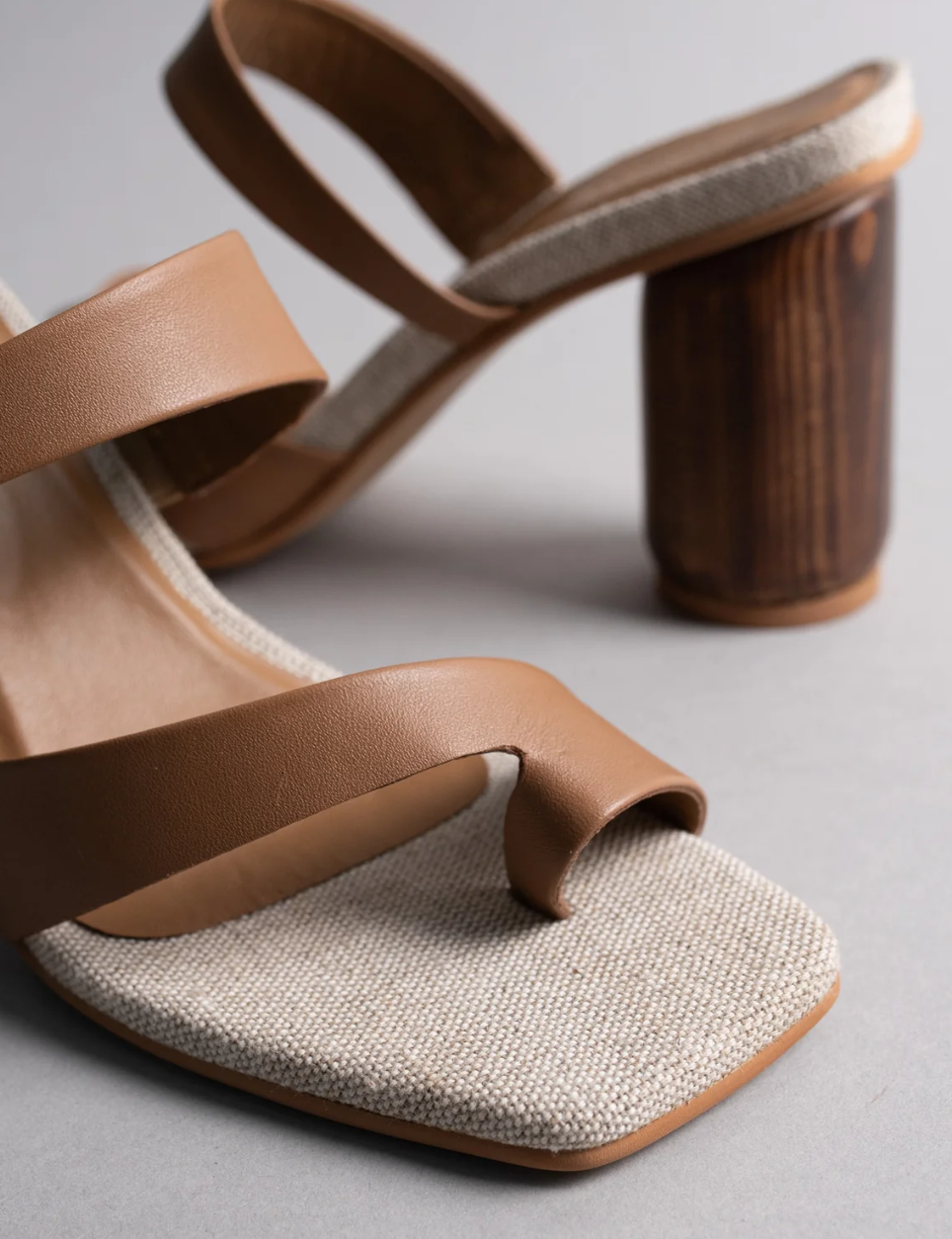 Otto Toe Ring Heel - Caramel