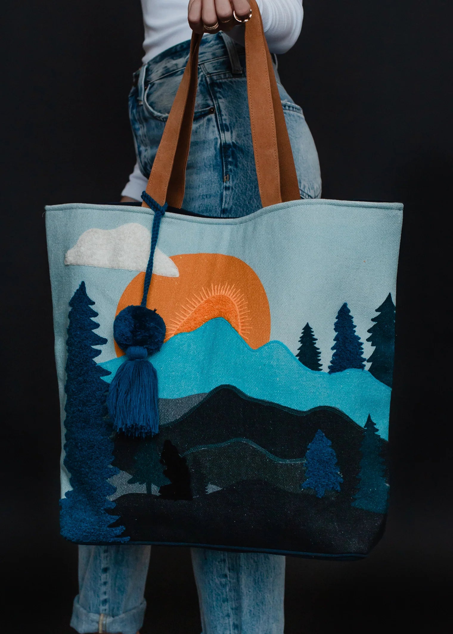 Mountain Scene Tote