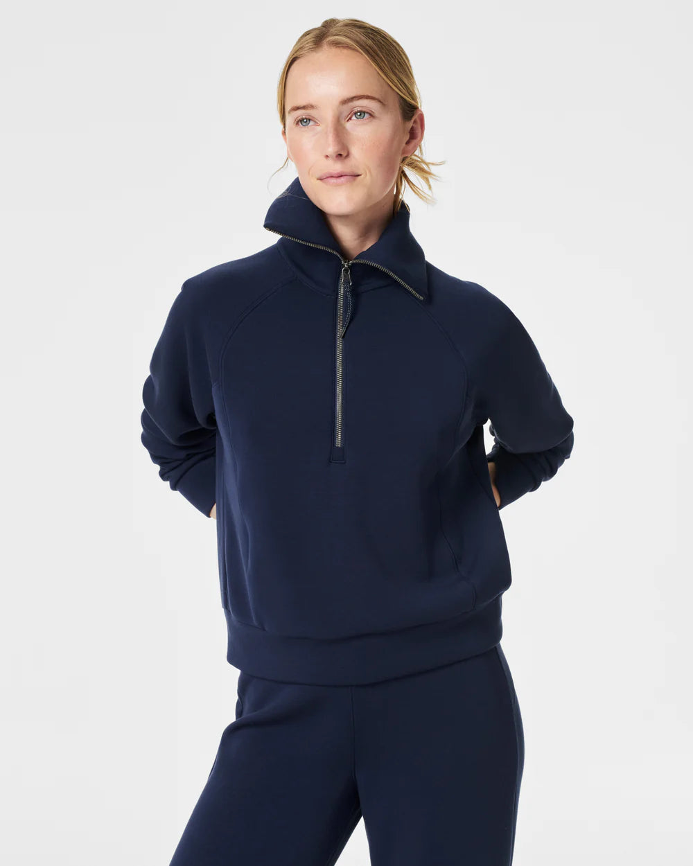 Airessentials Half Zip-Navy