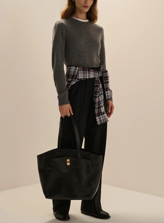The Ease Pant-Black