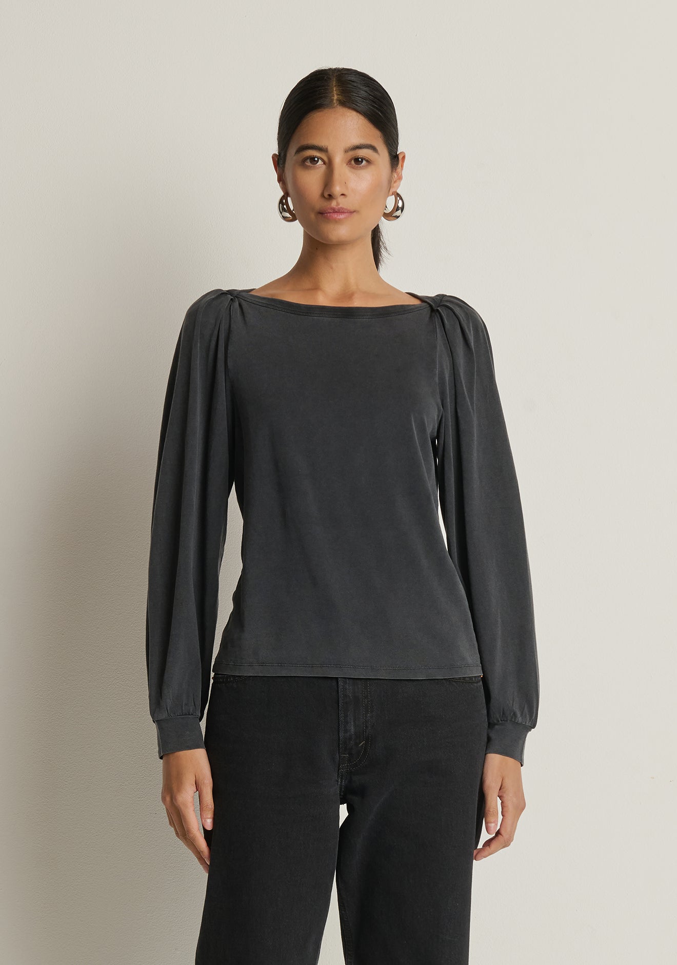 Sammy Envelope Neck Tee