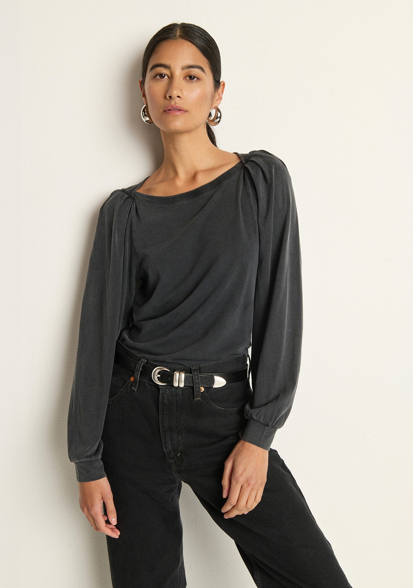 Sammy Envelope Neck Tee